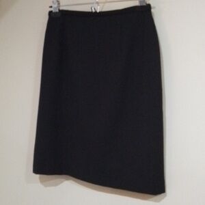 A4💐 Louben pure virgin wool skirt